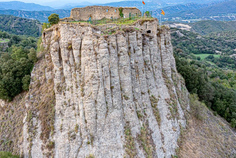 Castell d'Orís i capella de Sant Pere. Ruïnes, Spain